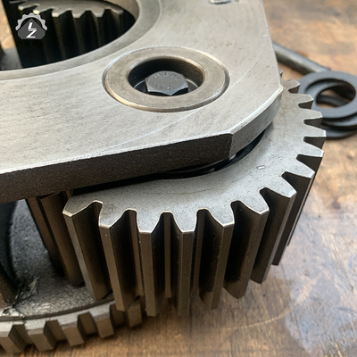 PC200-5 Onderdelen van de eindaandrijving van de graafmachine Reizen Plantary Gear 2st Carrier Assy